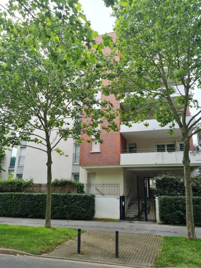 Grand Appartement Dreams Montevrain Exterior photo